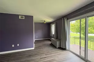 210 Cherry Hill Dr, Poughkeepsie, NY 12603 - Photo 3