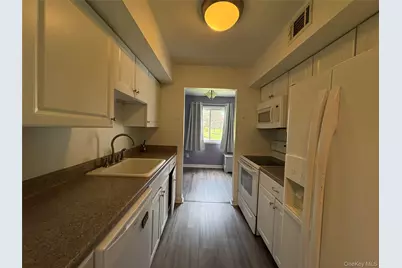 210 Cherry Hill Drive, Poughkeepsie, NY 12603 - Photo 7