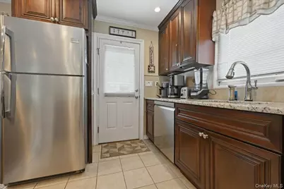 2977 Grand Boulevard, Baldwin, NY 11510 - Photo 9