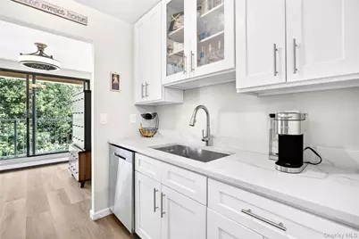 1 David Lane #8B, Yonkers, NY 10701 - Photo 9