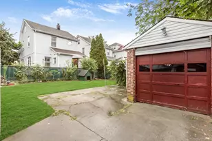 241-02 142nd Ave, Rosedale, NY 11422 - Photo 17
