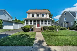 55 Mckinley Ave, Hicksville, NY 11801 - Photo 35