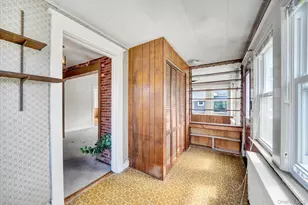 55 Mckinley Ave, Hicksville, NY 11801 - Photo 7
