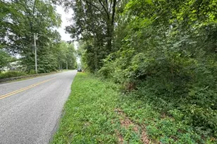 140 N Drury Ln, Newburgh, NY 12550 - Photo 13
