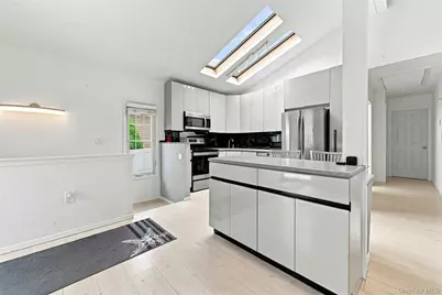 128 Walnut Road, Kings Park, NY 11754 - Photo 5