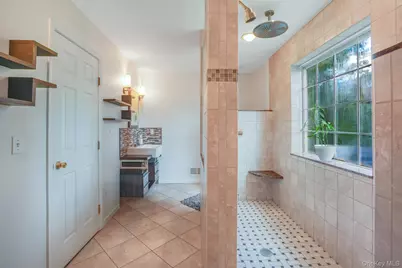 27 Frieda Lane, Poughkeepsie, NY 12603 - Photo 17
