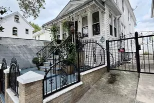 107-11 114th St, Richmond Hill, NY 11419 - Photo 1