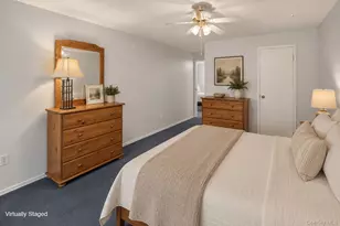 278 Brettonwoods Dr, Coram, NY 11727 - Photo 27
