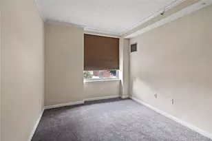 300 Mamaroneck Ave, White Plains, NY 10605 - Photo 19