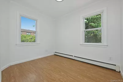 310 West Drive, Copiague, NY 11726 - Photo 19