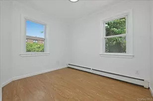 310 West Dr, Copiague, NY 11726 - Photo 19