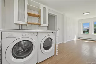 310 West Dr, Copiague, NY 11726 - Photo 13