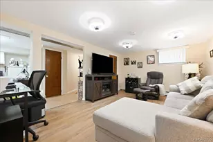 81 Franklin St, Elmont, NY 11003 - Photo 29