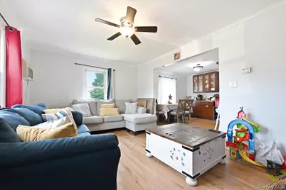 81 Franklin Street, Elmont, NY 11003 - Photo 7