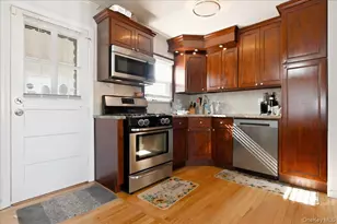 81 Franklin St, Elmont, NY 11003 - Photo 11