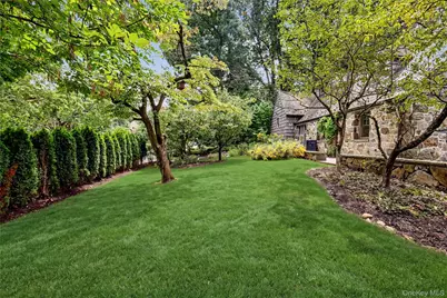 106 Glenwood Avenue, New Rochelle, NY 10801 - Photo 5
