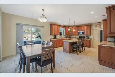 3 Crossfield Court, Shoreham, NY 11786 - Photo 17