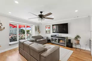 94 Pacific Blvd, Long Beach, NY 11561 - Photo 11