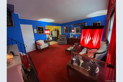 85 Stellenwerf Avenue, Islip Terrace, NY 11752 - Photo 21