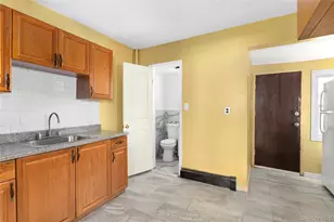 117-22 142nd Pl, Jamaica, NY 11436 - Photo 7