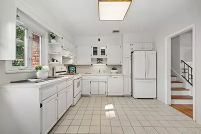 132 Laurel Avenue, Larchmont, NY 10538 - Photo 9