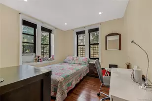 758 Brady Ave, Bronx, NY 10462 - Photo 11