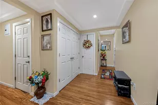 758 Brady Ave, Bronx, NY 10462 - Photo 15