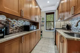 758 Brady Ave, Bronx, NY 10462 - Photo 7