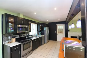 203 Maple Ln, Hurley, NY 12443 - Photo 15
