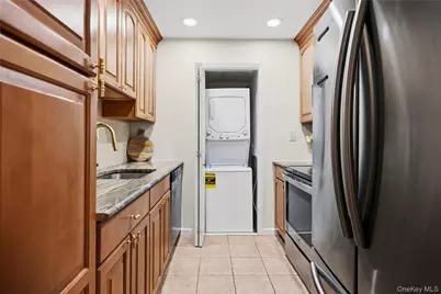 36 Richmond Boulevard #4A, Ronkonkoma, NY 11779 - Photo 13