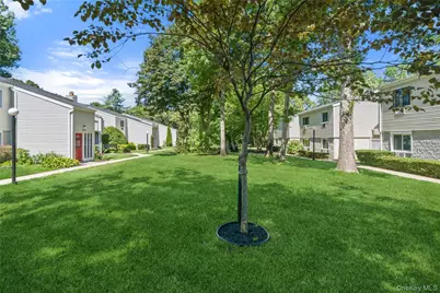 36 Richmond Boulevard #4A, Ronkonkoma, NY 11779 - Photo 23