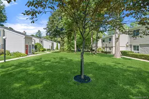 36 Richmond Blvd, Ronkonkoma, NY 11779 - Photo 23