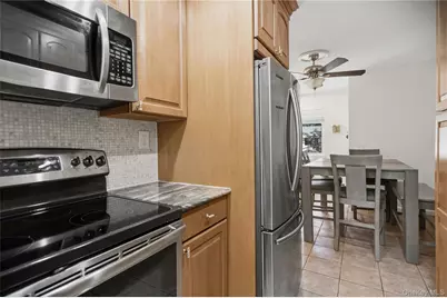 36 Richmond Boulevard #4A, Ronkonkoma, NY 11779 - Photo 9