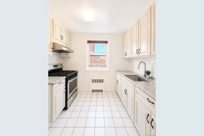152-47 Jewel Avenue #B, Flushing, NY 11367 - Photo 5