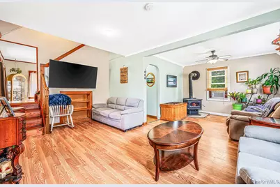 14 Richard Avenue, Islip Terrace, NY 11752 - Photo 9