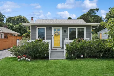 34 W End Avenue, East Quogue, NY 11942 - Photo 3