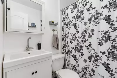 34 W End Avenue, East Quogue, NY 11942 - Photo 25