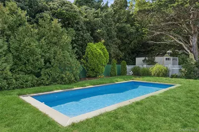 34 W End Avenue, East Quogue, NY 11942 - Photo 7