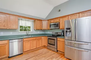 393 West End Ave, Shirley, NY 11967 - Photo 9
