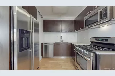64-05 Yellowstone Boulevard #409S, Forest Hills, NY 11279 - Photo 7
