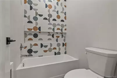 30 E Castle Avenue #101, Spring Valley, NY 10977 - Photo 29