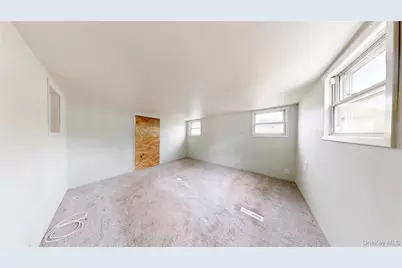 39 Valley Forge Drive, Bohemia, NY 11716 - Photo 9