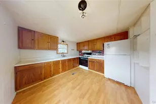 39 Valley Forge Dr, Bohemia, NY 11716 - Photo 7