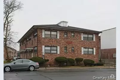 80 Lincoln Avenue #3C, Rockville Centre, NY 11570 - Photo 1