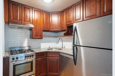 17524 89 Avenue #C, Jamaica, NY 11432 - Photo 15