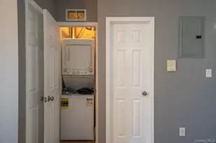 175-24 89th Ave, Jamaica, NY 11432 - Photo 13