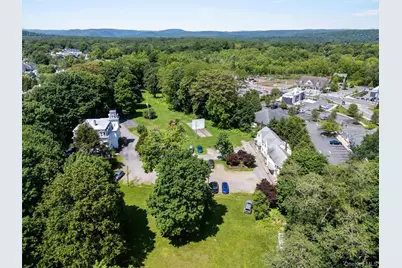1860 E Main Street #1, Mohegan Lake, NY 10547 - Photo 17