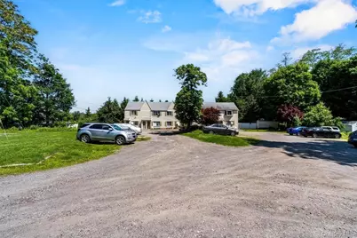 1860 E Main Street #1, Mohegan Lake, NY 10547 - Photo 11