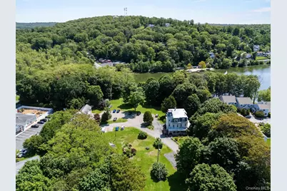 1860 E Main Street #1, Mohegan Lake, NY 10547 - Photo 15