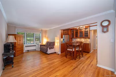 485 E Lincoln Avenue #207, Mount Vernon, NY 10552 - Photo 1